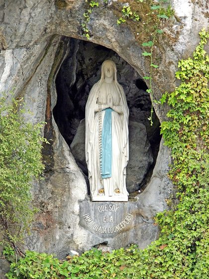 Nuestra Señora de Lourdes